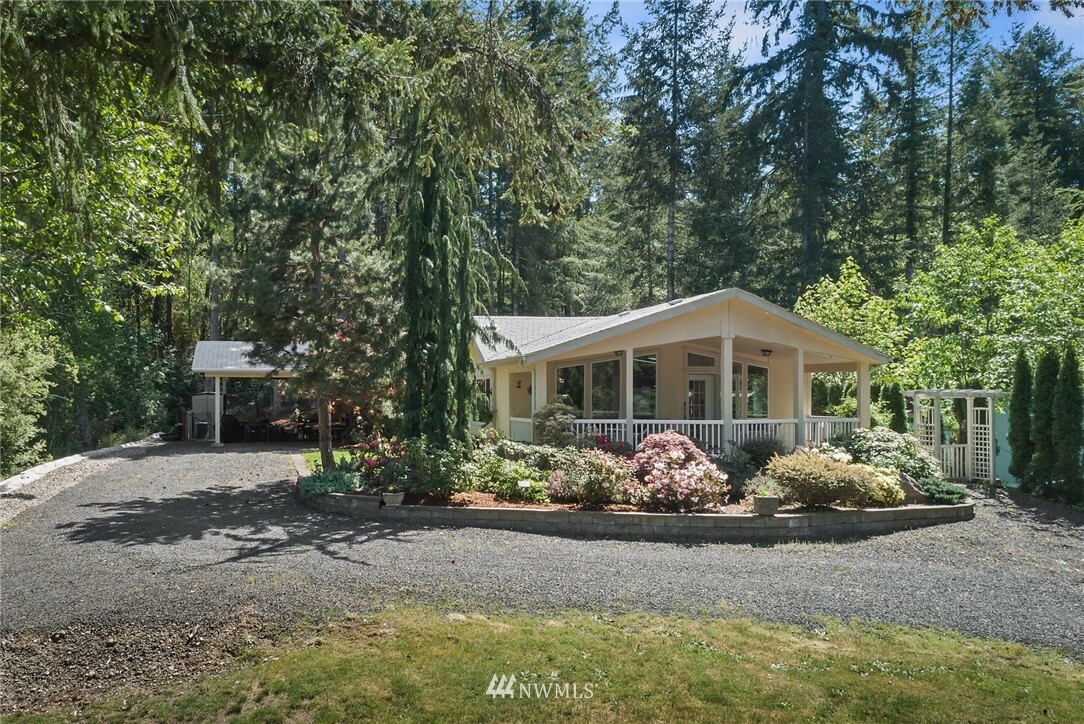 Property Photo:  760 E Trails End Drive  WA 98528 