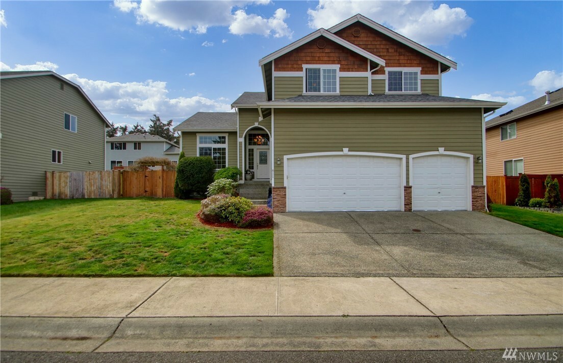 Property Photo:  811 NW Scenic Vista St  WA 98277 