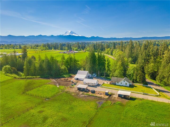 Property Photo:  45326  196th Avenue SE  WA 98022 