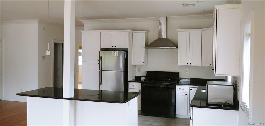 Property Photo: 649 Main Street 2 NY 10976