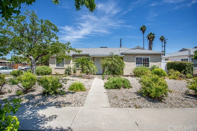 Property Photo:  6956 Aura Avenue  CA 91335 