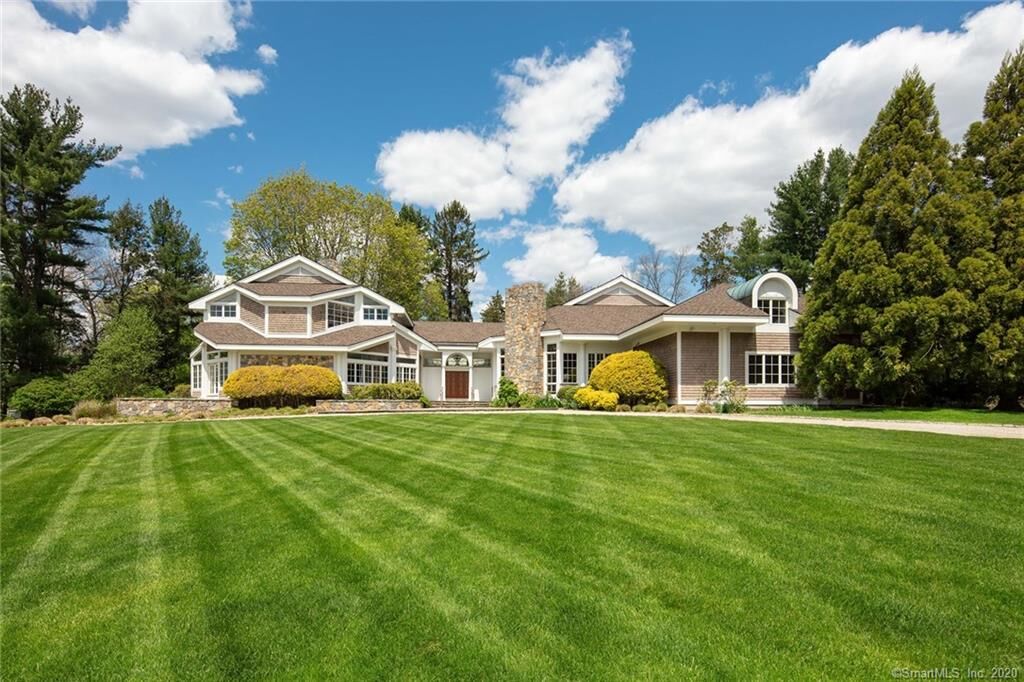 Property Photo: 1 Broadview Road CT 06880