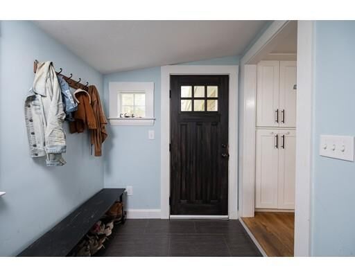 Property Photo:  10 Fallons Point Rd  MA 02341 