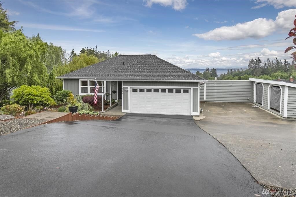 Property Photo: 1886 Salal St E WA 98366