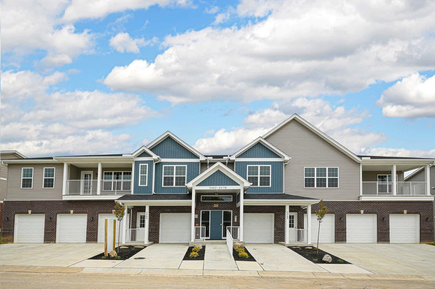 Property Photo: 3452 Chestnut Park Ln 201 OH 45002