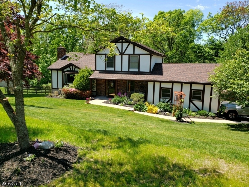 Property Photo:  25 Hillsdale Dr  NJ 07461 