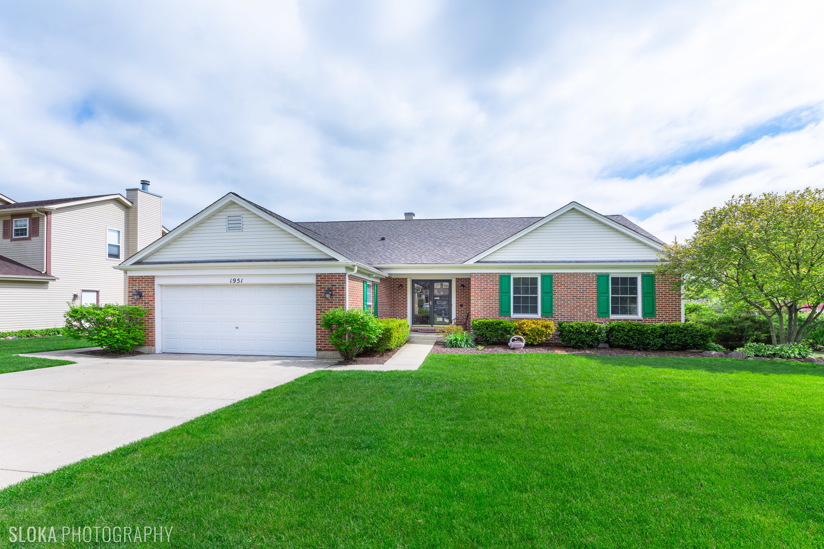 Property Photo:  1951 Jester Lane  IL 60102 