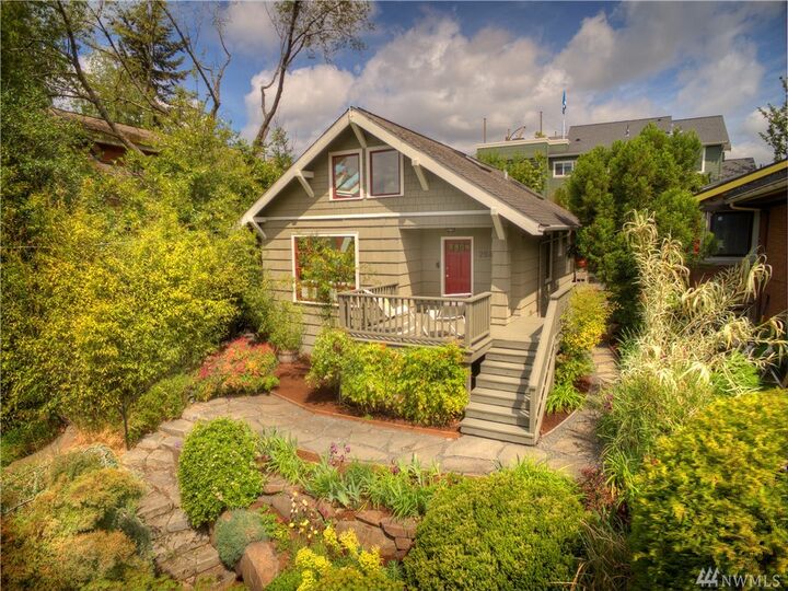 2044 N 77th Street  Seattle WA 98103 photo