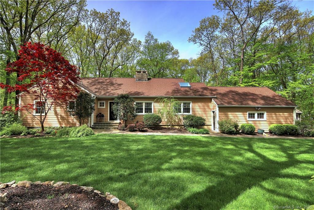 Property Photo:  8 Dewal Drive  CT 06851 