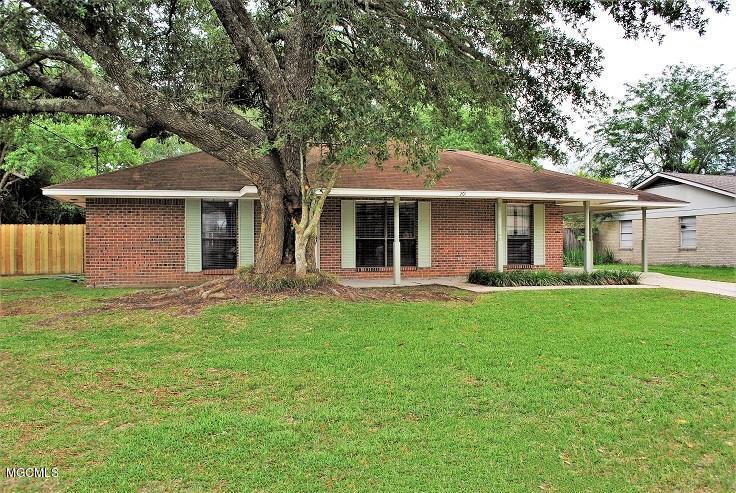 Property Photo:  201 Alyce Place  MS 39560 