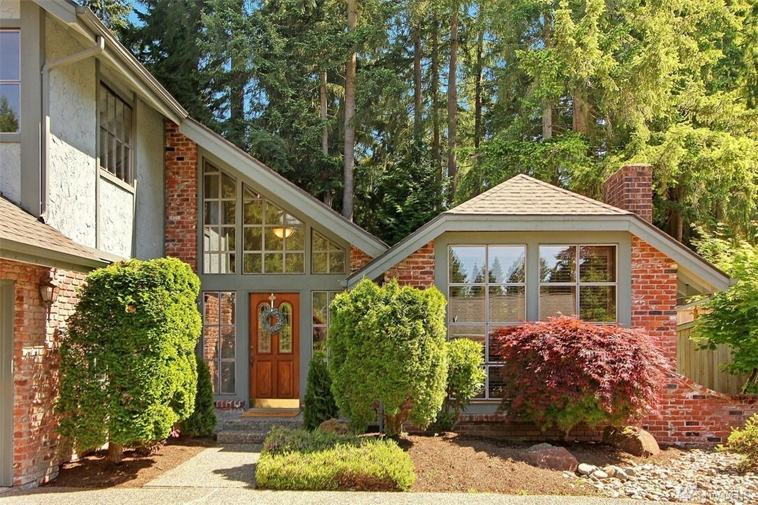 Property Photo:  2426 143rd Place SE  WA 98012 