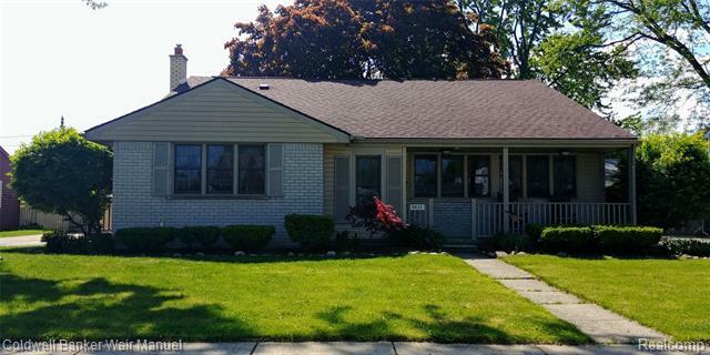 Property Photo:  8825 Nevada Street  MI 48150 