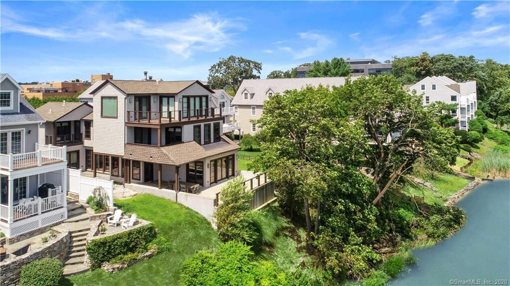 Property Photo:  17 Davenport Avenue  CT 06830 