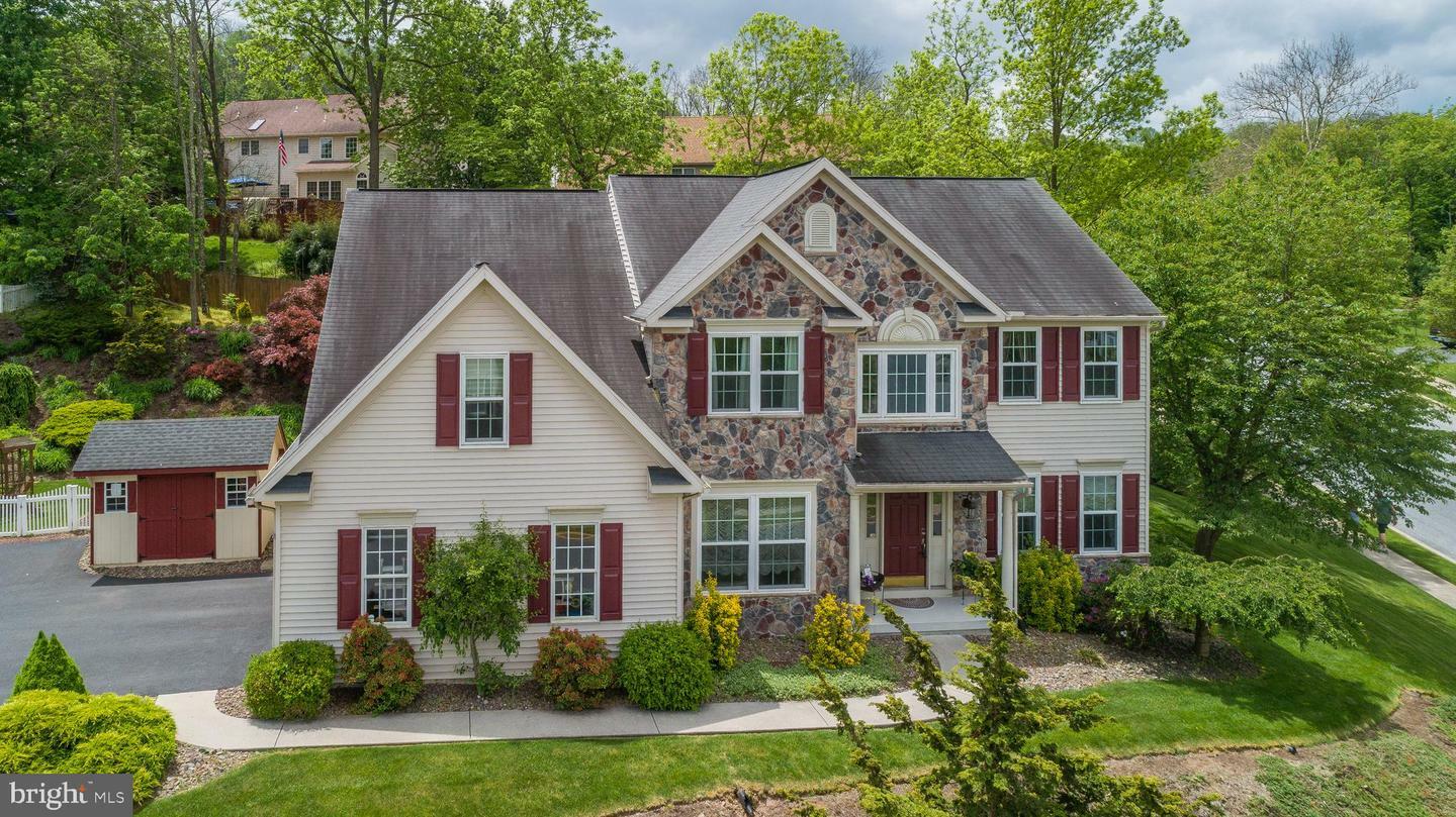 Property Photo: 2 Brookside Court PA 19508