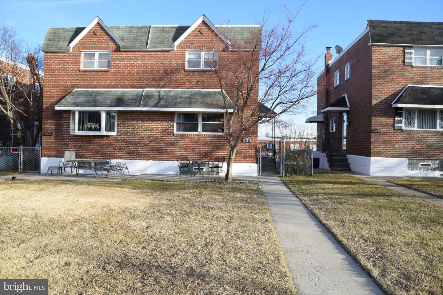 Property Photo:  15141 Endicott Street  PA 19116 