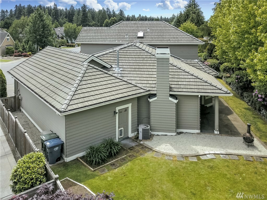 Property Photo:  5210 78th Av Ct W  WA 98467 