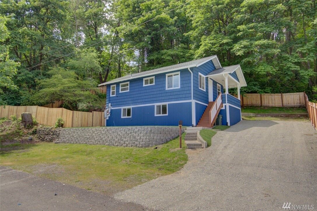 Property Photo: 1324 E 31st Street WA 98404