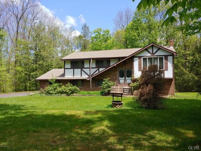 Property Photo: 252 Mozzette Road PA 18325