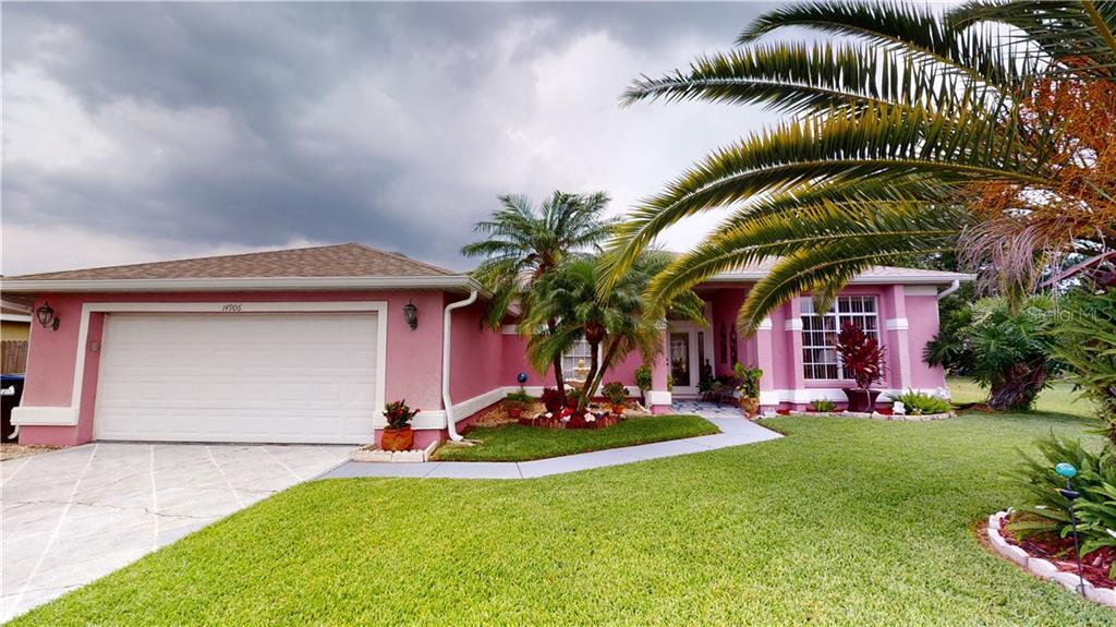 Property Photo: 14906 Prairie Rose Court FL 32824