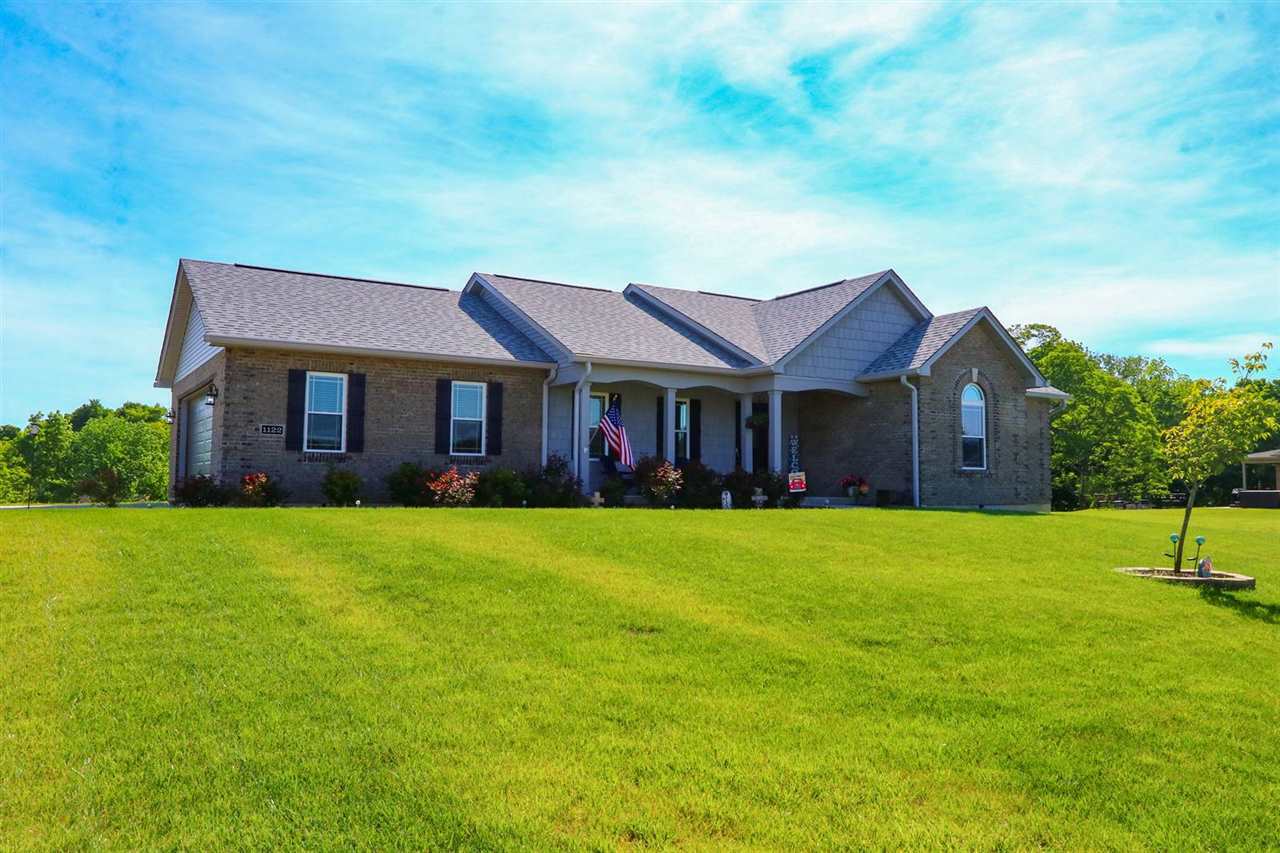 Property Photo:  1122 Camin Lane  KY 41094 