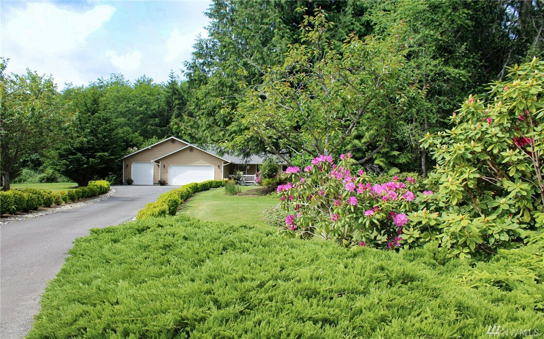 Property Photo:  280 Jim Creek Rd  WA 98282 