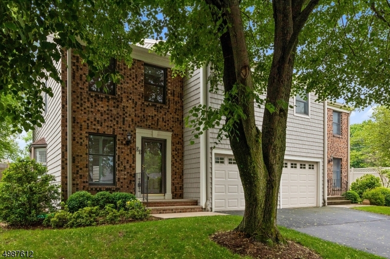 Property Photo: 28 Morris Ave Apt Ee11 NJ 07901