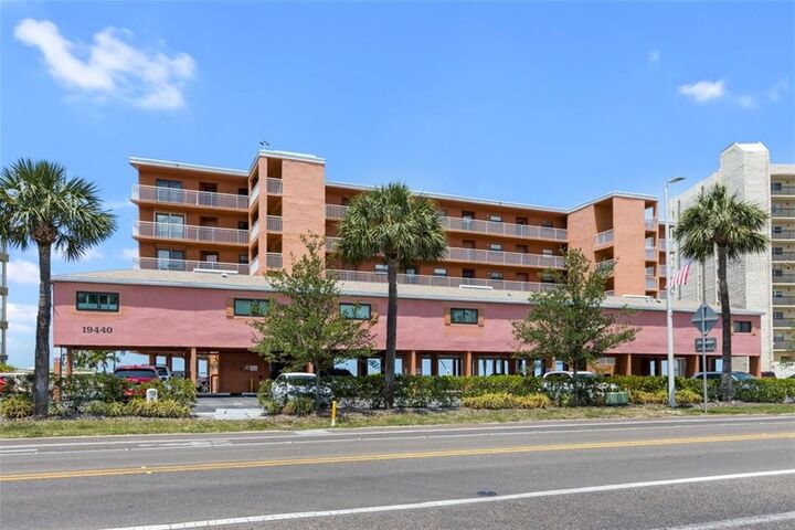 Property Photo:  19440 Gulf Boulevard 102  FL 33785 