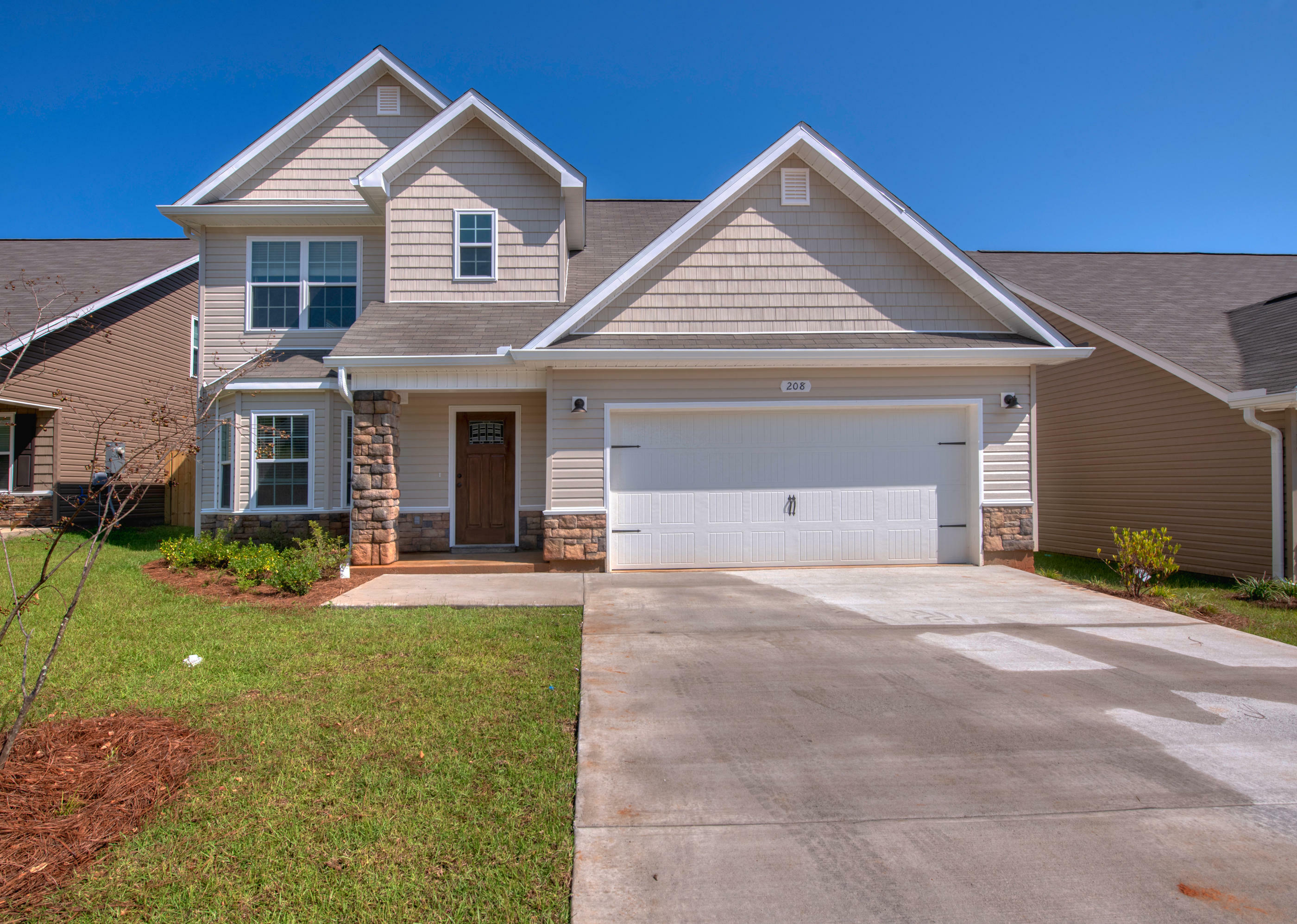 Property Photo: 208 Wainwright Drive FL 32539
