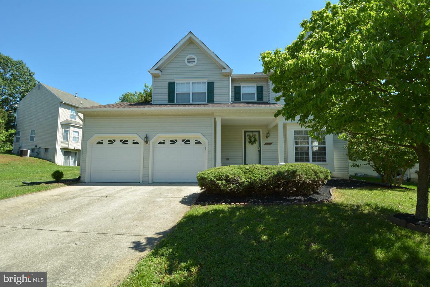 Property Photo:  7104 Redwood Branch Court  MD 20735 