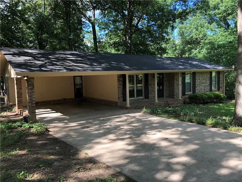 Property Photo:  300 Ridgedale Drive SE  GA 30173 