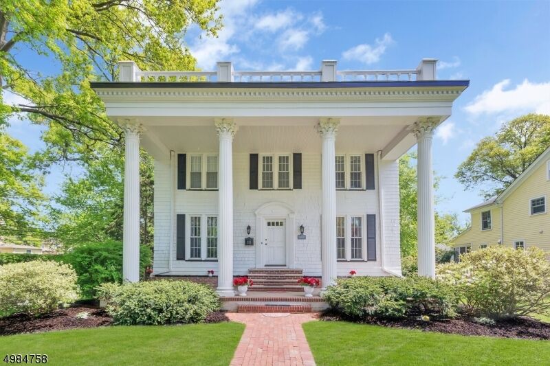 Property Photo:  605 Westfield Ave  NJ 07090 