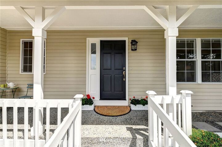 Property Photo: 17810 149th Avenue NE WA 98072