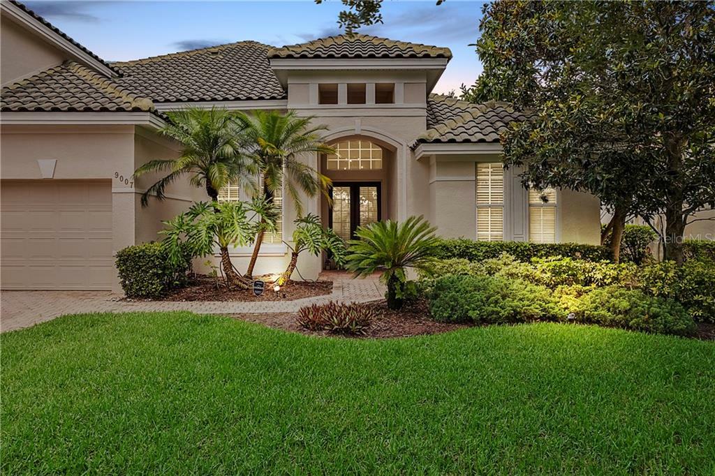 Property Photo:  9007 Heritage Bay Circle  FL 32836 