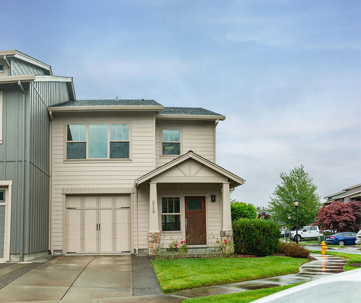 3126 Alameda Street 213  Medford OR 97504 photo