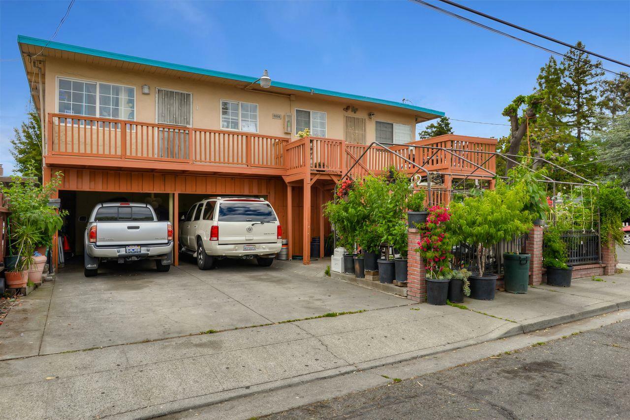 Property Photo:  250 Pacific Avenue  CA 94063 