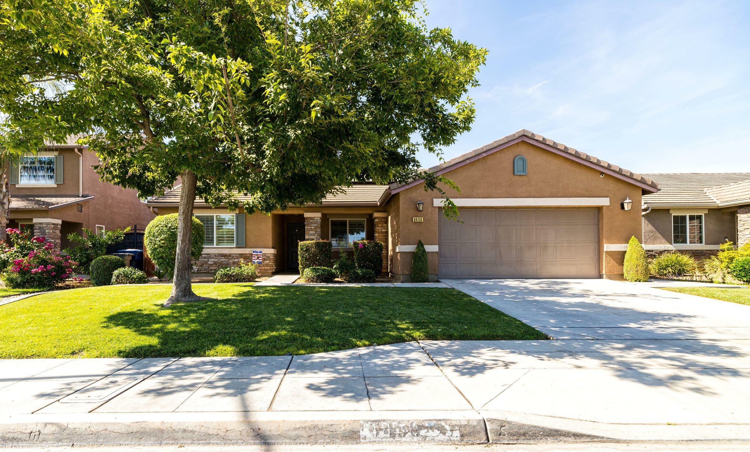 Property Photo:  6450 E Orleans Avenue  CA 93727 