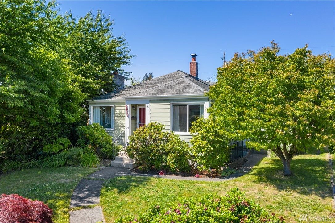 Property Photo:  4817 N 7th Street  WA 98406 
