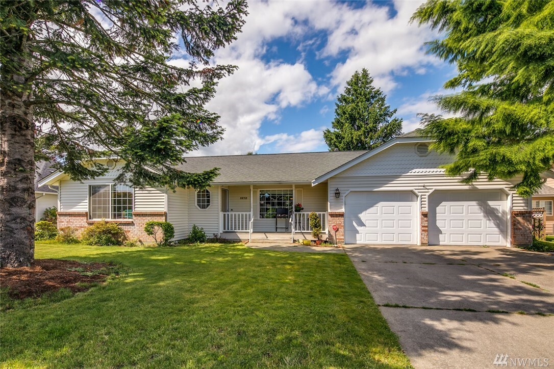 Property Photo:  1073 Ridgeway Dr  WA 98264 