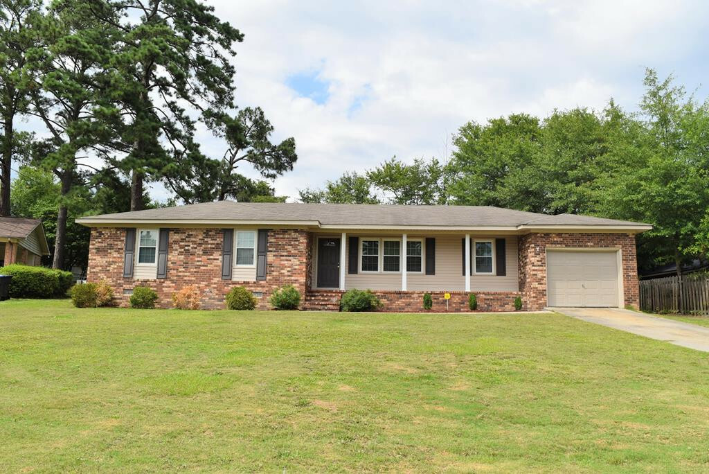 Property Photo:  2103 Hobson Court  GA 30906 