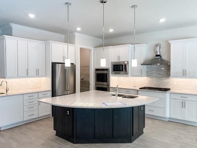 Property Photo:  7844 Wandering Way  FL 32836 