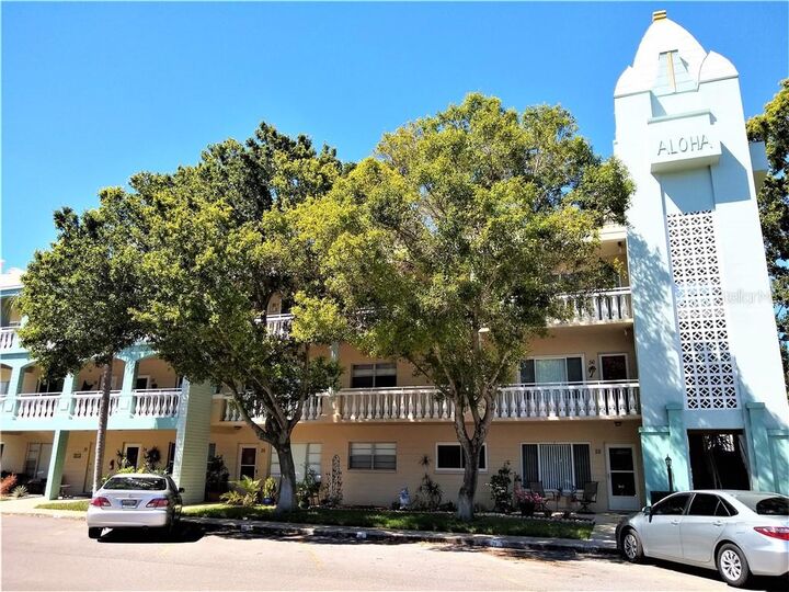 Property Photo:  2330 Ecuadorian Way 52  FL 33763 