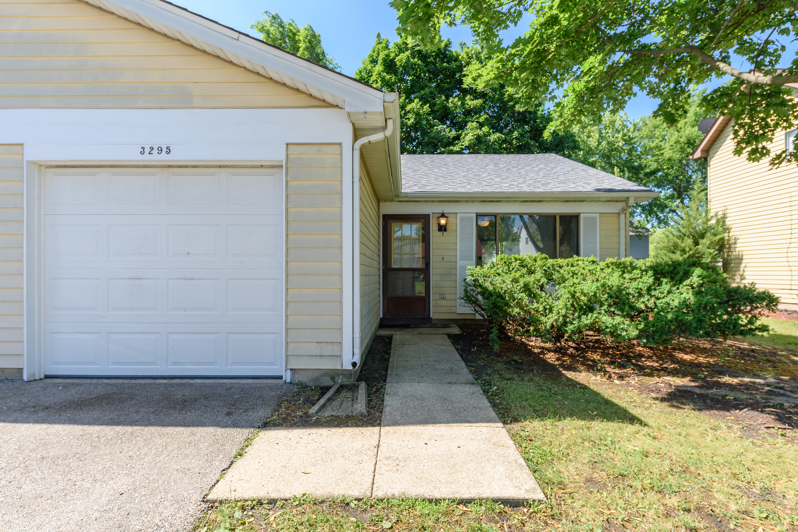 Property Photo:  3295 Rumford Court  IL 60504 