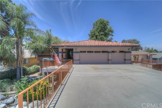 Property Photo:  30581 Emperor Drive  CA 92587 