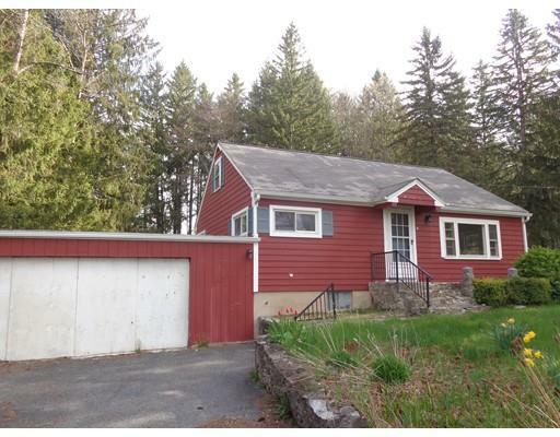 Property Photo: 7 Pine St MA 01057