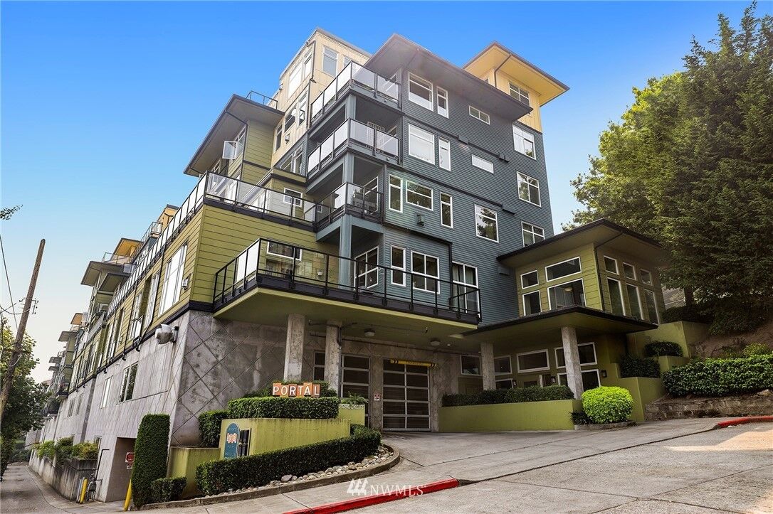 Property Photo: 655 Crockett Street A105 WA 98109