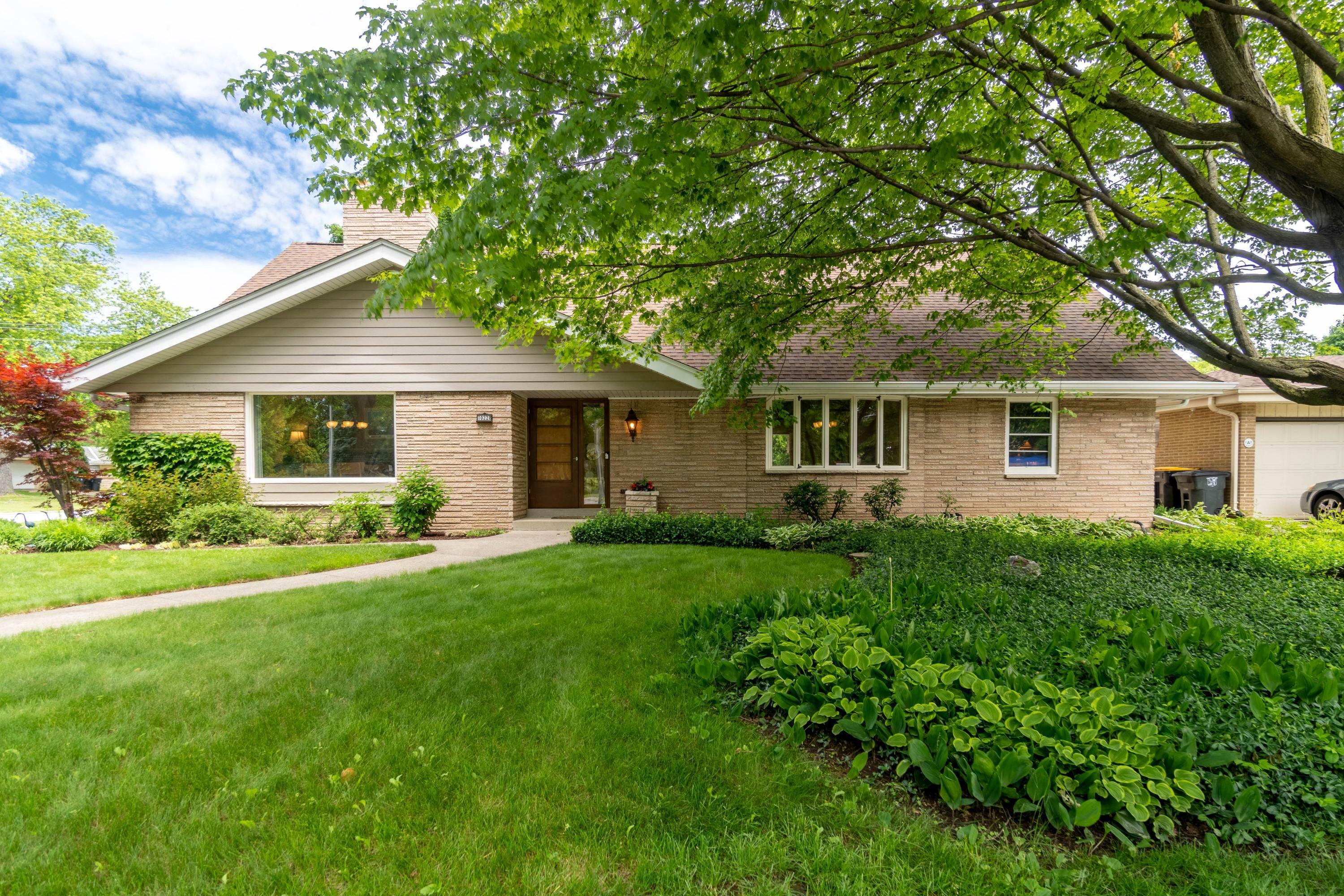 Property Photo:  10228 W Burleigh St  WI 53222 