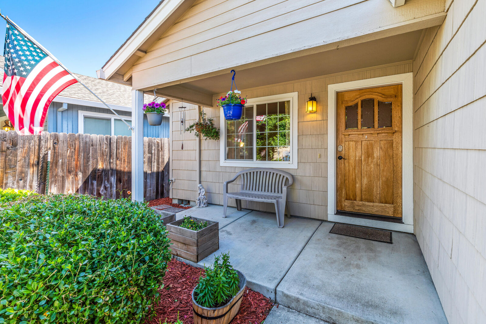 Property Photo:  7866 27th Street  OR 97503 