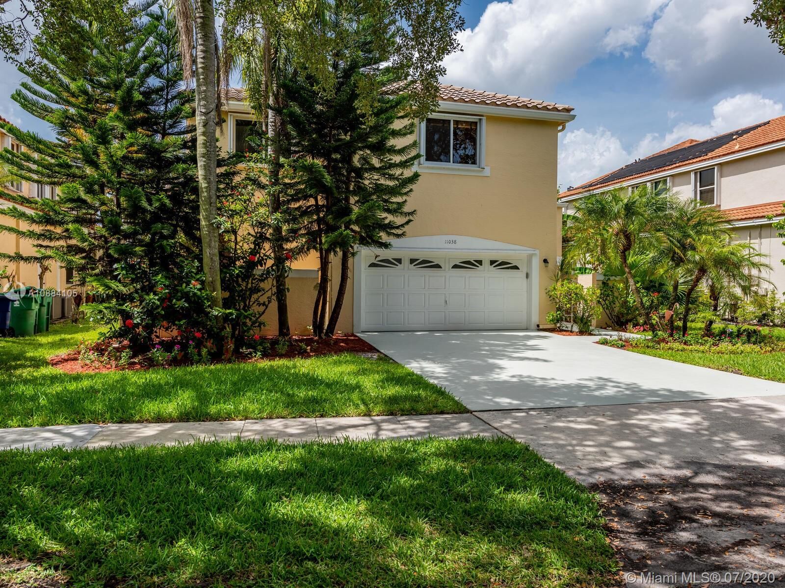 Property Photo: 11038 Nashville Dr FL 33026