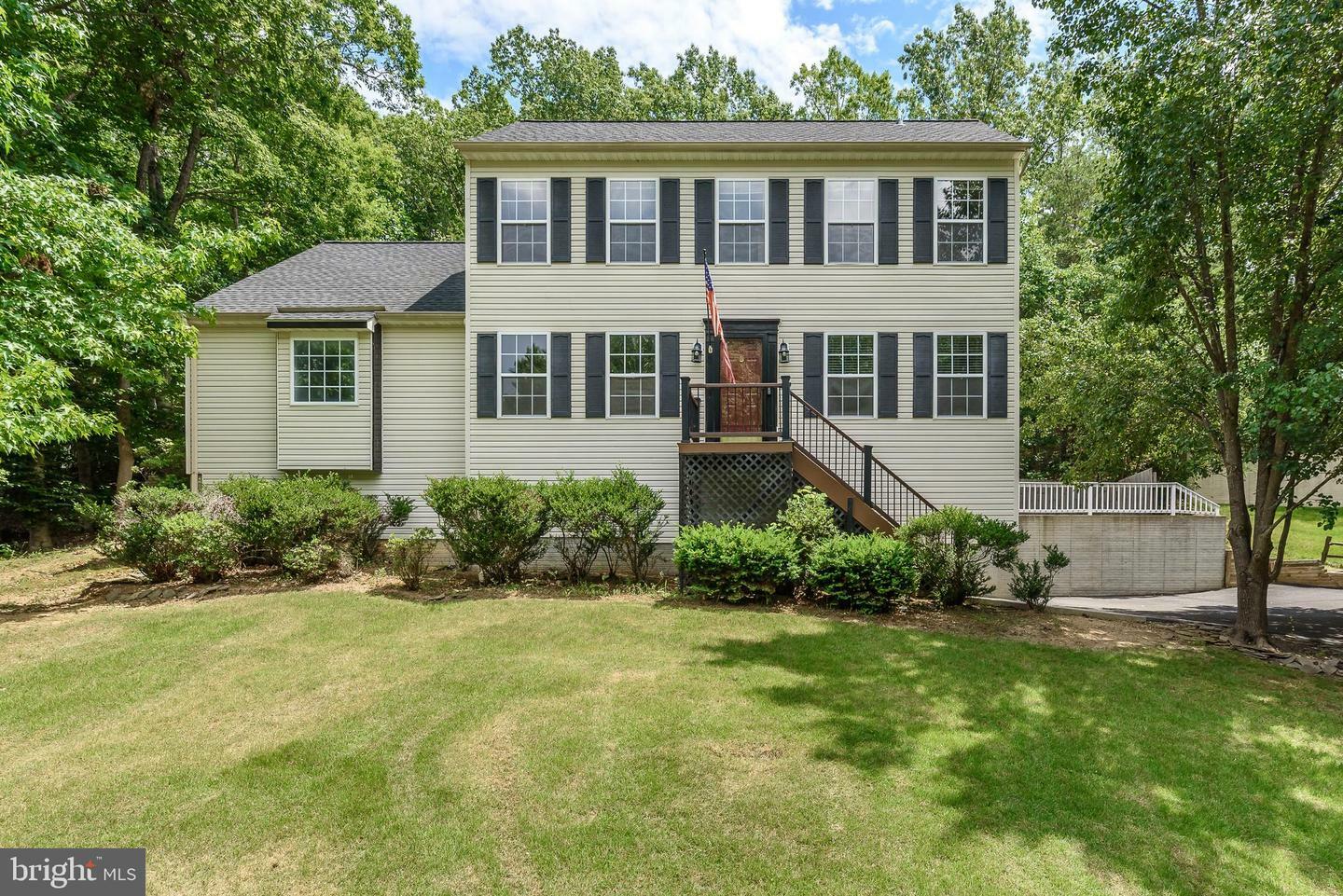 Property Photo:  2416 Harpoon Drive  VA 22554 