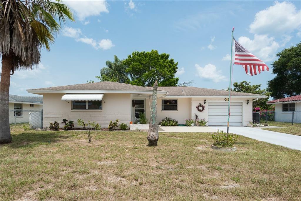 Property Photo:  10338 Honeysuckle Lane  FL 34668 